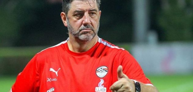 مدرب منتخب مصر السابق يقترب من تدريب أحد فرق الدوري السعودي